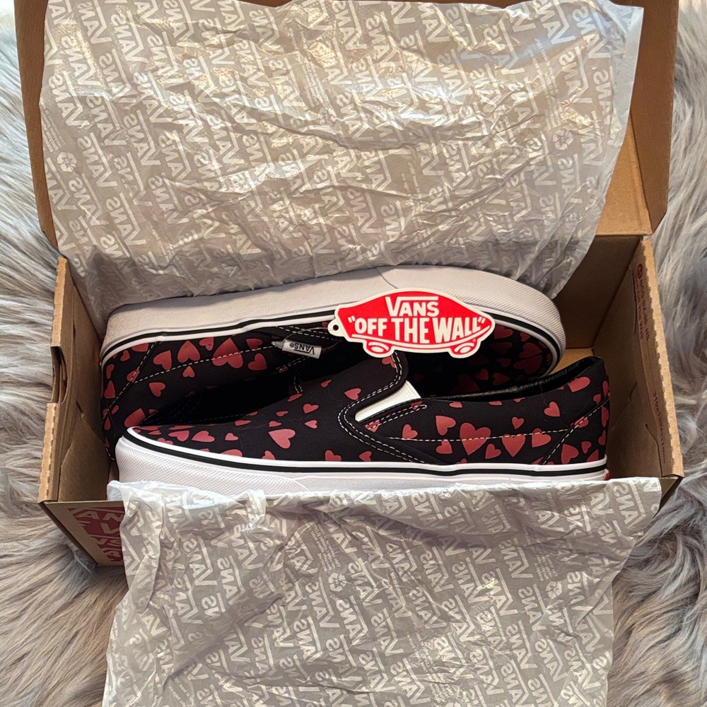 Vans valentine hearts slide ons - Picture 4 of 5